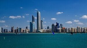 Abu Dhabi Stopover Guide: 24-72 Hour Itinerary