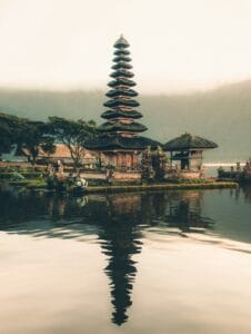 Best Time to Visit Bali — Dry Season, Surfing & Budget Windows (2026)