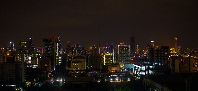 Best Time to Visit Bangkok: Month-by-Month Guide