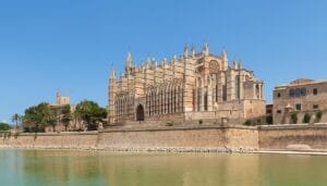 Best Time to Visit Mallorca: Month-by-Month Guide