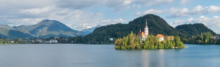 Traveler Best Destinations For Couples