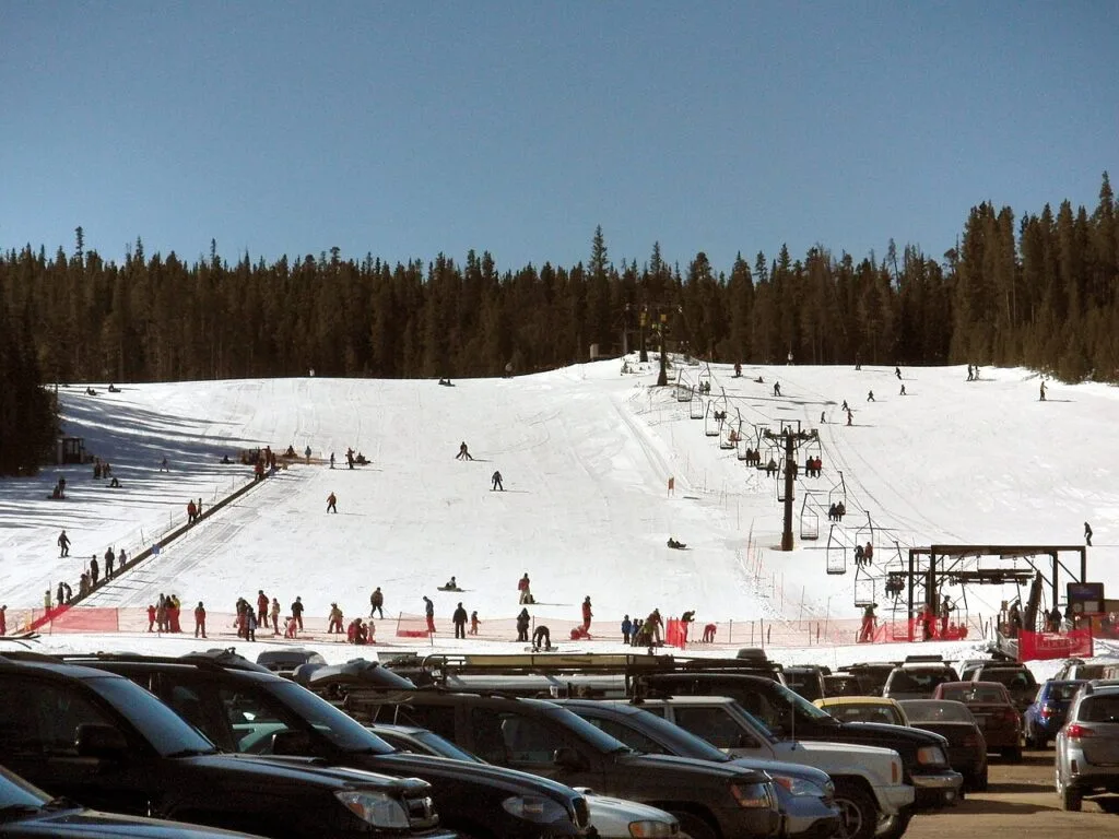 Are Colorado ski resorts beginner-friendly?