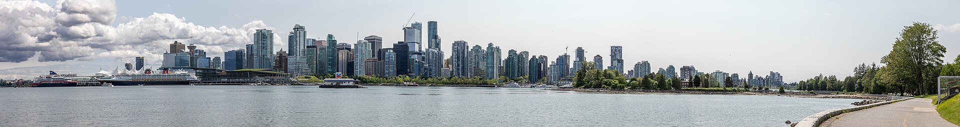Vancouver skyline from Stanley Park