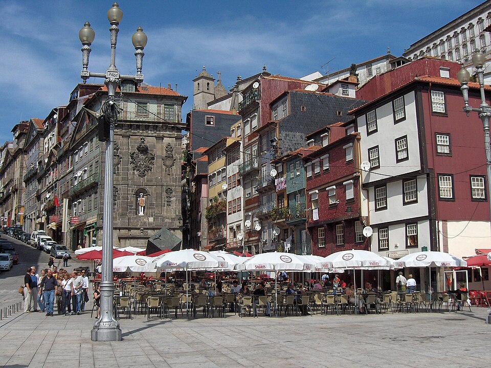 Where to stay in Porto