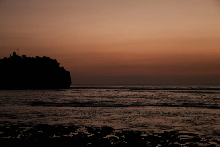 Bali vs Maldives (2026): Which to Visit?