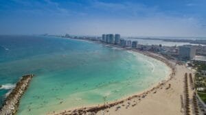 Cozumel vs Cancun (2026): Which Mexican Beach Destination Actually Fits You?