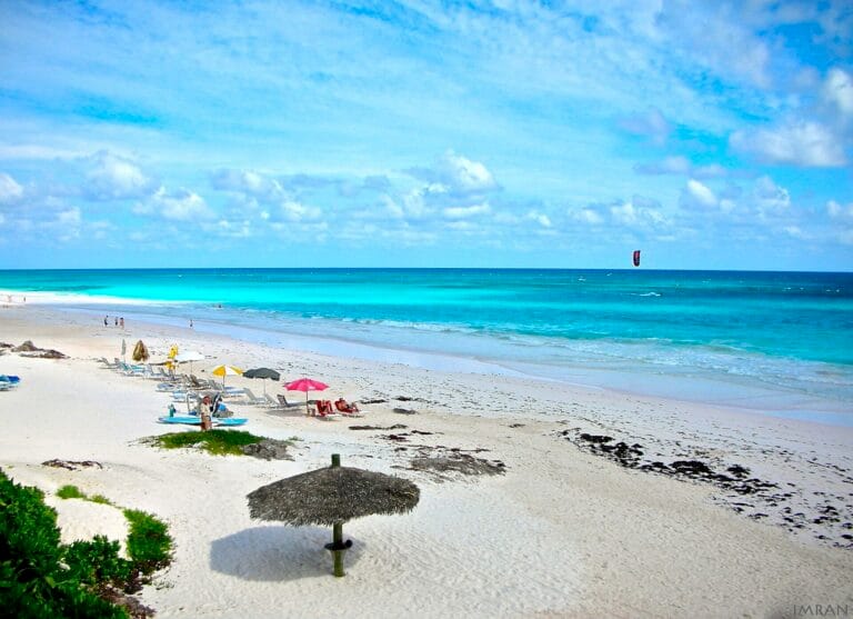 Jamaica vs Bahamas: Caribbean Vacation Pick