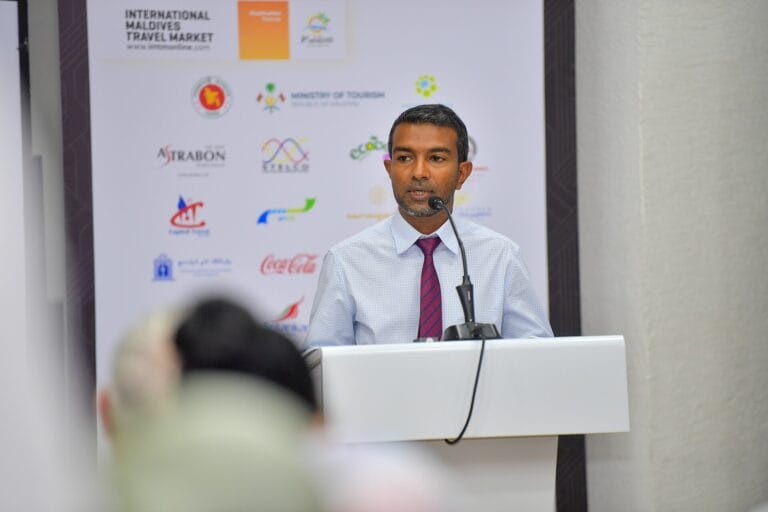 Best Time to Visit The Maldives 2026: Month-by-Month Guide