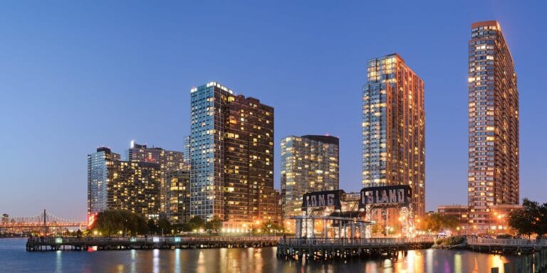 NYC vs LA: Which US City Wins? (2026 Comparison)