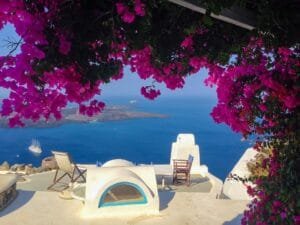 Santorini vs Mykonos (2026): Which Greek Island?