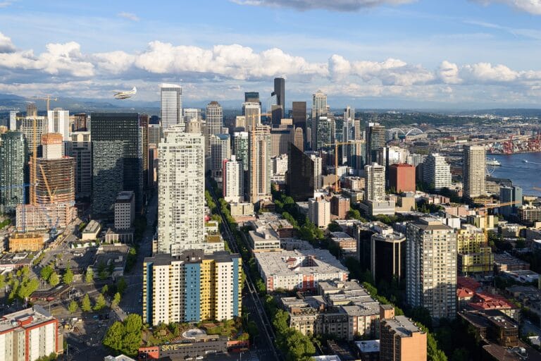 Seattle vs Portland: Which PNW City Wins? (2026 Comparison)