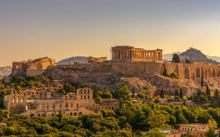 Best Food in Athens: 10 Must-Try Dishes