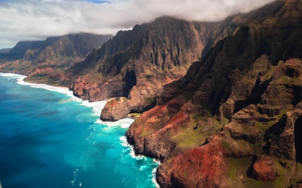 The dramatic green cliffs of the Na Pali Coast, Hawaii