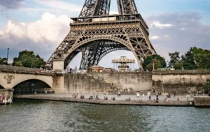 Romantic Getaway in Paris: Couples Guide